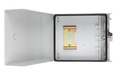 Ящик кабельный ЯКт-ПМ-20/10, 2 плинта ПВТ-10Р, трубостойка ССД