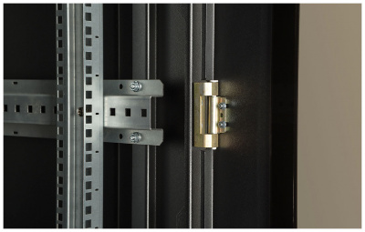 Шкаф телекоммуникационный напольный 19",18U(600x600), ШТ-НП-М-18U-600-600-С-Ч, передняя дверь стекло, черный ССД