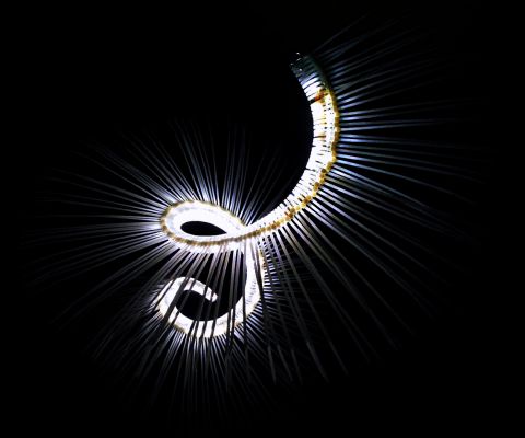 Люстра из стяжек